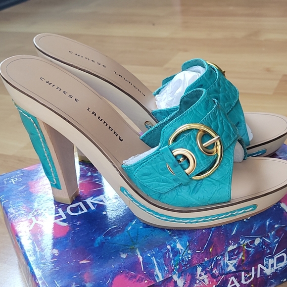 NIB Chinese Laundry Amore Platform Leather Sandal - Picture 9 of 16